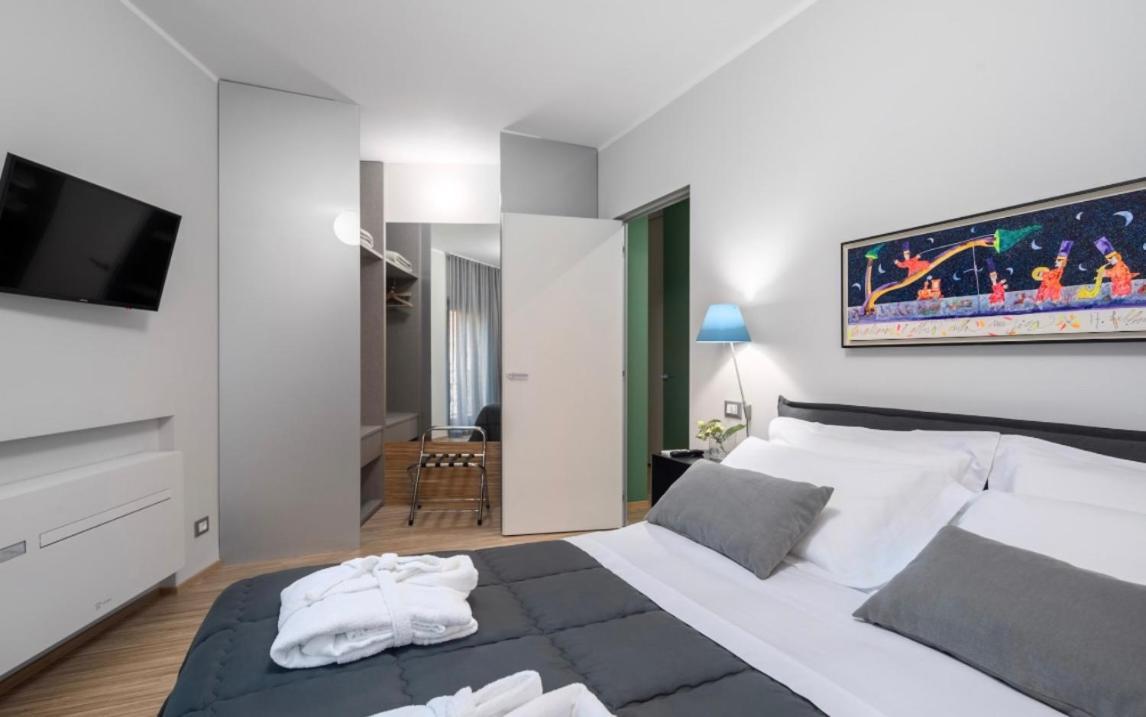 30Cavour Luxury Suites Pavía Exterior foto